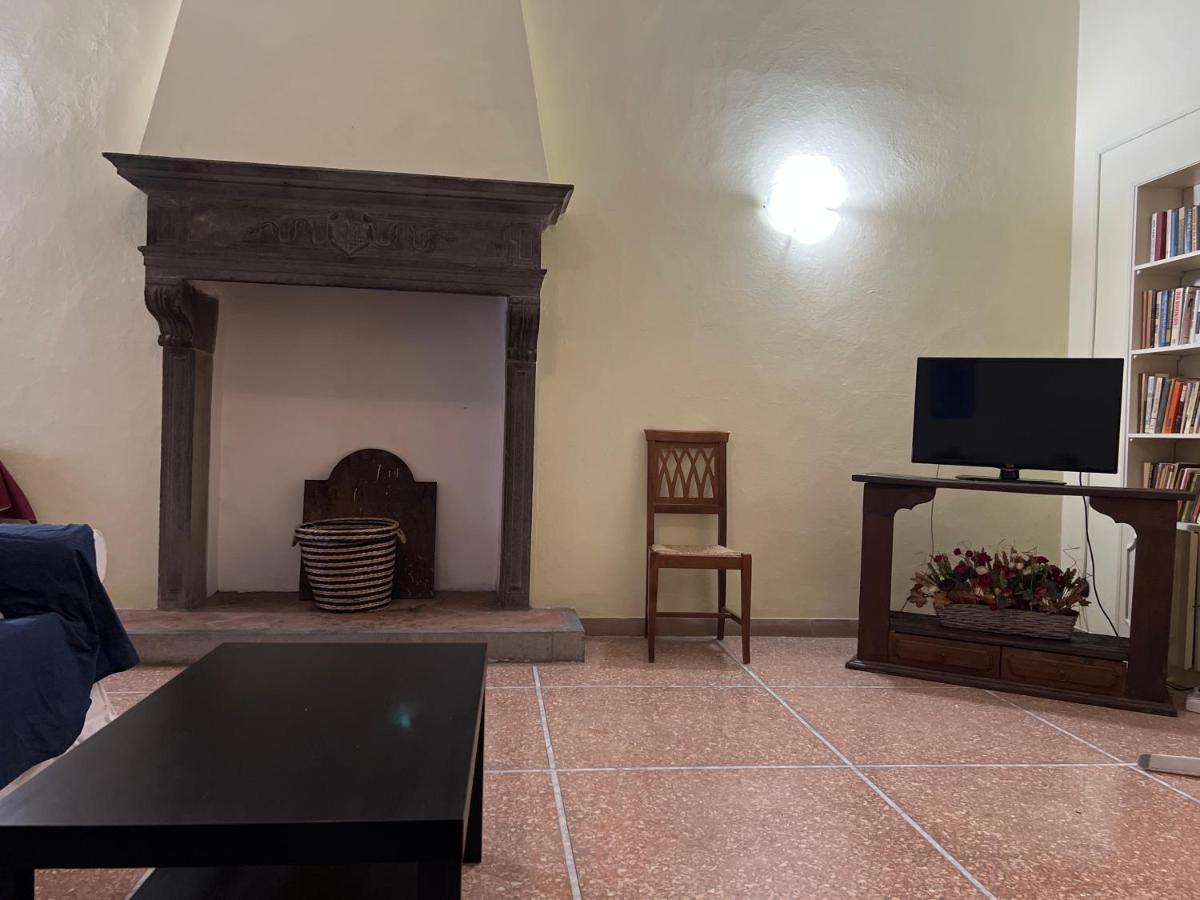 Appartamento Gaylen Borgo a Mozzano Luaran gambar