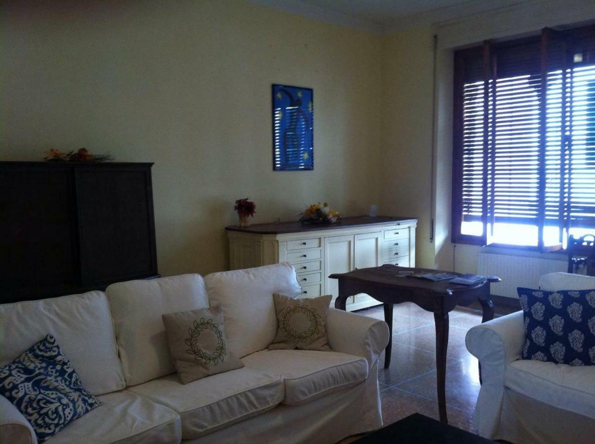 Appartamento Gaylen Borgo a Mozzano Luaran gambar